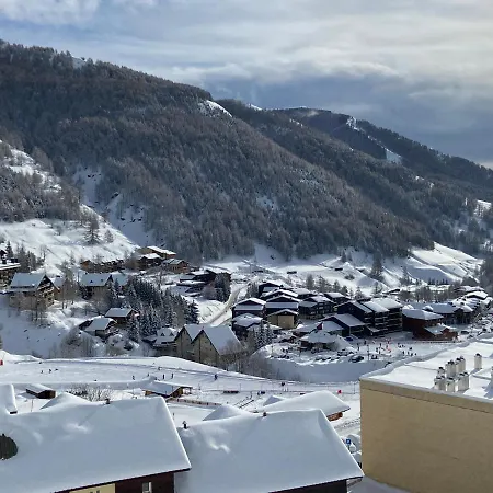 3 Pieces La Foux D Vue Montagne Et Station